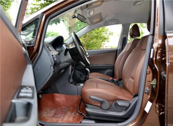利亚纳A6 2016款  两厢 1.4L 手动理想型 车厢座椅   前排空间