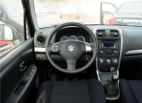 北斗星X5 2013款 豪华版 1.4L 标准型 中控类   驾驶位