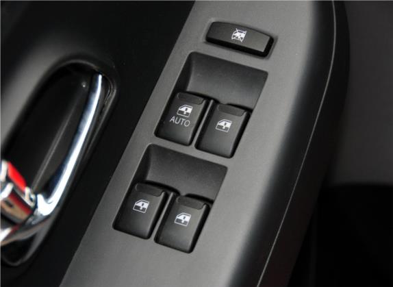 北斗星X5 2013款 豪华版 1.4L 标准型 车厢座椅   门窗控制