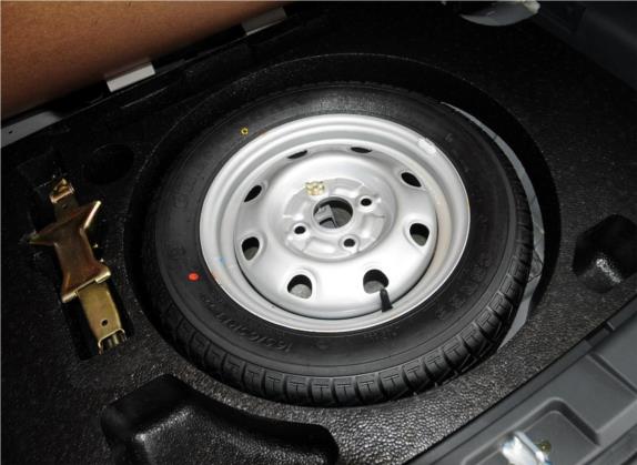 北斗星X5 2013款 改款 1.4L VVT 巡航版 其他细节类   备胎
