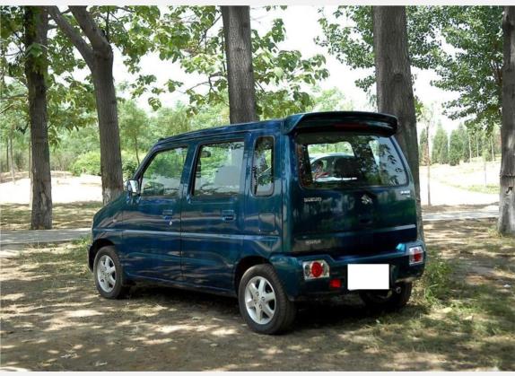 北斗星 2008款 1.4L 手动STD 外观   斜后