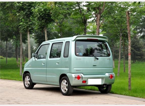 北斗星 2009款 1.4L AMT 外观   斜后