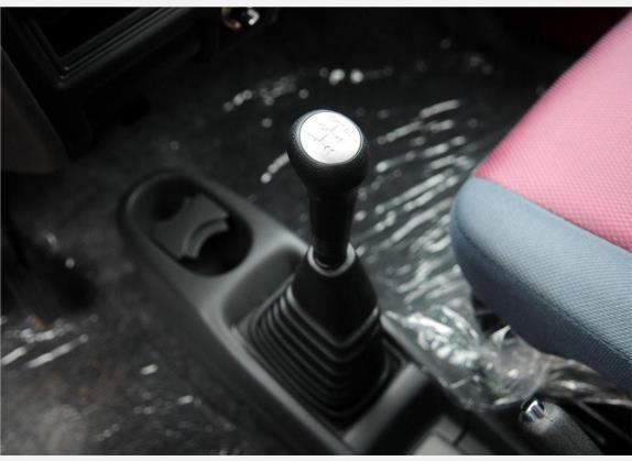 北斗星 2009款 领航版 1.0L 手动经济型 中控类   挡把