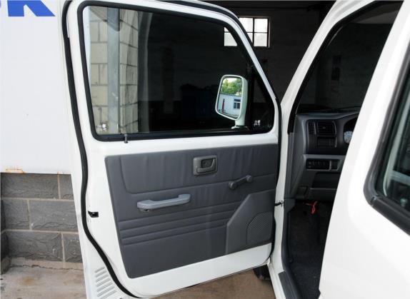 北斗星 2012款 创业版 1.0L 手动实用型 车厢座椅   前门板