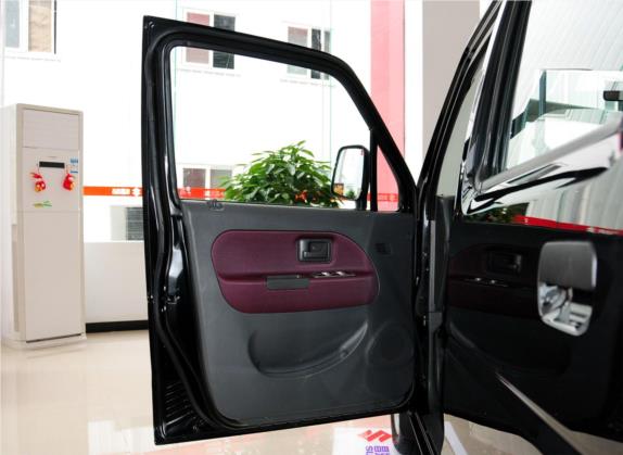 北斗星 2012款 创业版 1.0L 手动超越型 车厢座椅   前门板