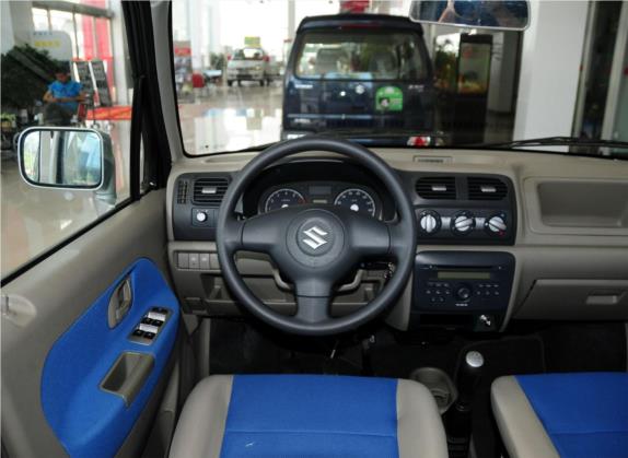 北斗星 2012款 全能版 1.4L 手动标准型 中控类   驾驶位
