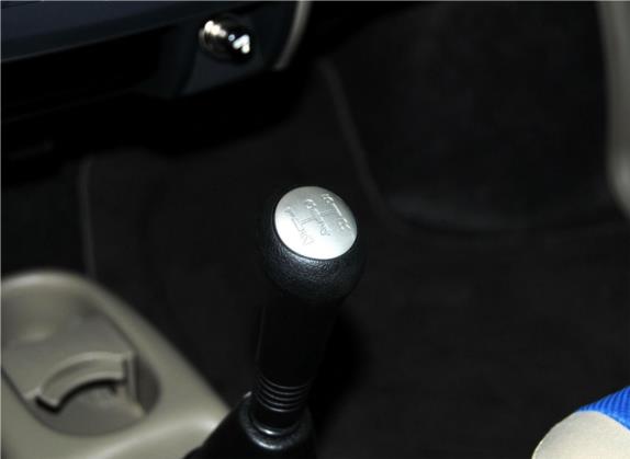 北斗星 2012款 全能版 1.4L 手动标准型 中控类   挡把