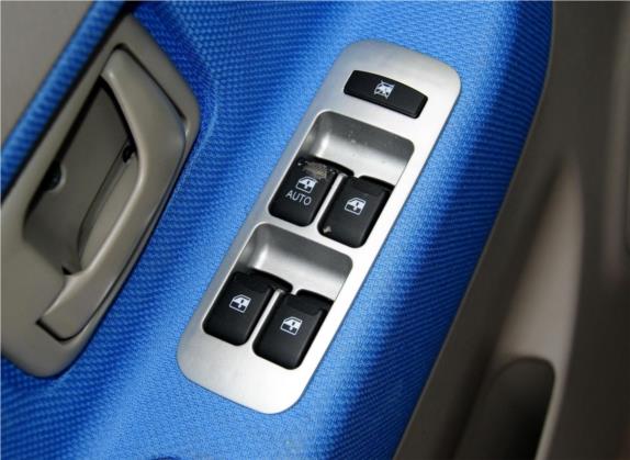 北斗星 2012款 全能版 1.4L 手动VVT标准型 国V 车厢座椅   门窗控制