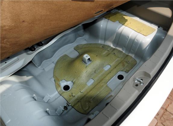 北斗星 2012款 e  1.4L 手动标准型 其他细节类   备胎