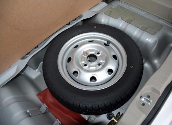 北斗星 2015款 1.0L 手动实用型 其他细节类   备胎