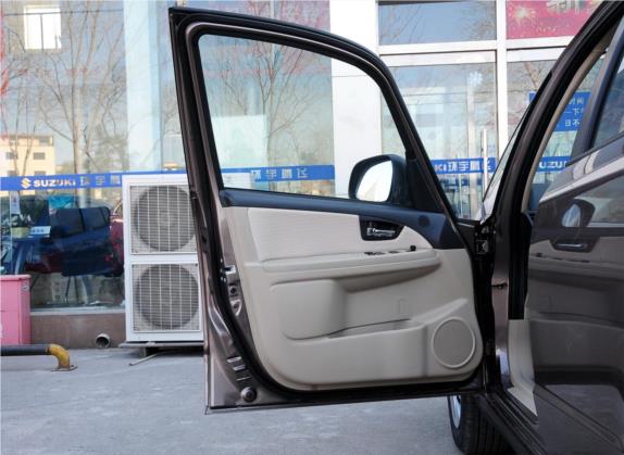 天语 尚悦 2011款 1.6L 手动舒适型 车厢座椅   前门板