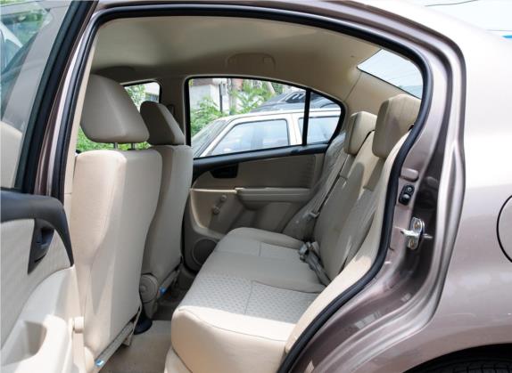 天语 尚悦 2012款 1.6L 手动实用型 车厢座椅   后排空间