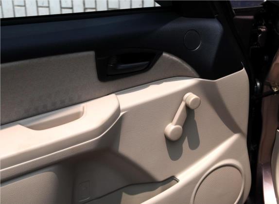 天语 尚悦 2012款 1.6L 手动实用型 车厢座椅   门窗控制