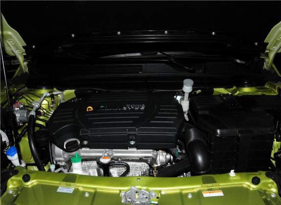 锋驭 2014款 1.6L CVT两驱精英型 其他细节类   发动机舱