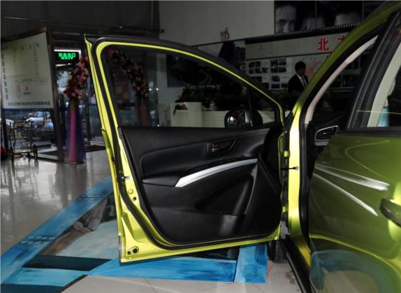 锋驭 2014款 1.6L CVT两驱精英型 车厢座椅   前门板