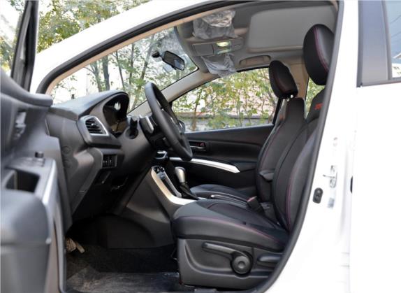锋驭 2014款 1.6L CVT四驱尊贵型 车厢座椅   前排空间