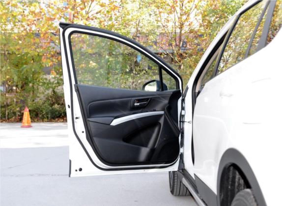 锋驭 2014款 1.6L CVT四驱尊贵型 车厢座椅   前门板