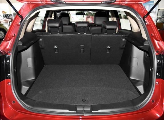 锋驭 2015款 1.4T 自动两驱尊贵型 车厢座椅   后备厢