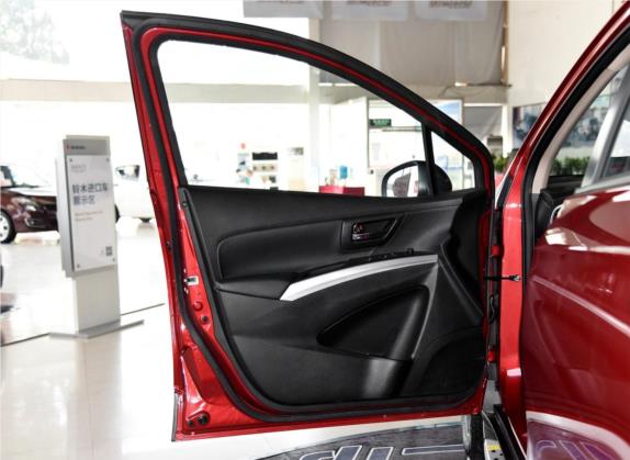 锋驭 2015款 1.4T 自动两驱尊贵型 车厢座椅   前门板