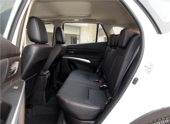 锋驭 2015款 1.6L 手动两驱精英型 车厢座椅   后排空间