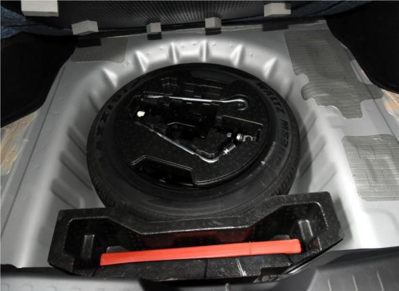 启悦 2015款 1.6L 手动舒享型 其他细节类   备胎
