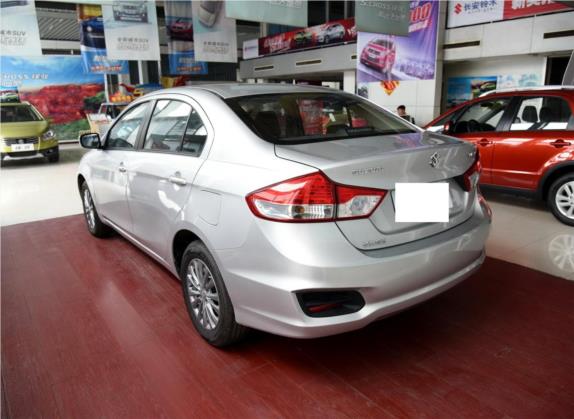 启悦 2015款 1.6L 手动舒享型 外观   斜后