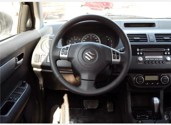 雨燕 2007款 1.5L 自动炫酷版 中控类   驾驶位