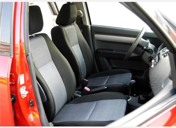 雨燕 2007款 1.5L 自动炫酷版 车厢座椅   前排空间