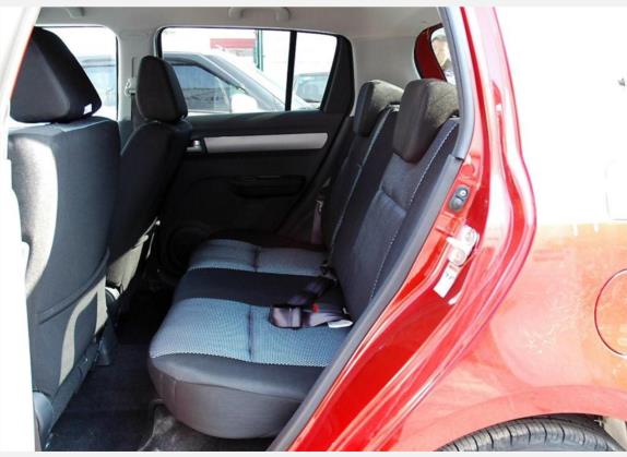 雨燕 2007款 1.5L 自动炫酷版 车厢座椅   后排空间