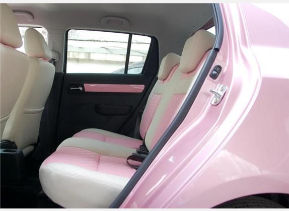 雨燕 2009款 1.5L 自动爱丽丝 车厢座椅   后排空间