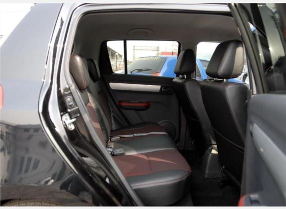 雨燕 2009款 1.5L 自动墨客版 车厢座椅   后排空间