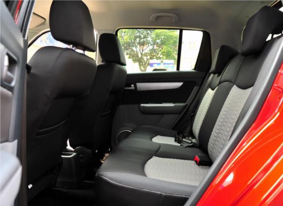 雨燕 2013款 1.5L 手动运动版 车厢座椅   后排空间