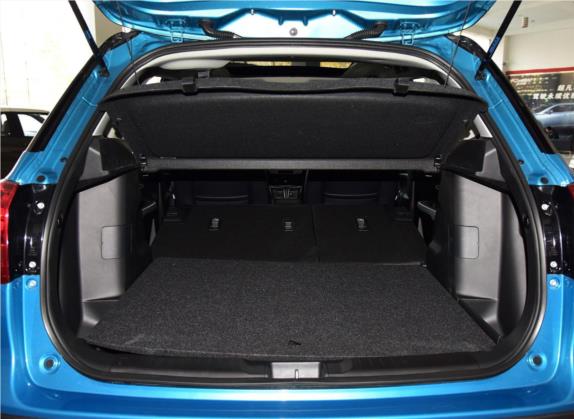 维特拉 2016款 1.4T 自动两驱豪华型 车厢座椅   后备厢