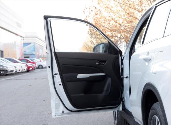 维特拉 2016款 1.4T 自动两驱精英型 车厢座椅   前门板