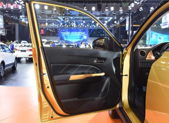 维特拉 2018款 1.4T 自动两驱星耀版 车厢座椅   前门板