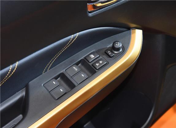 维特拉 2018款 1.4T 自动两驱星耀版 车厢座椅   门窗控制