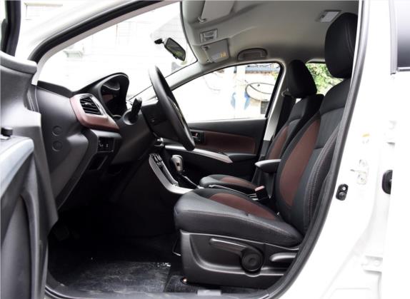 骁途 2017款 1.6L CVT两驱都市时尚型 车厢座椅   前排空间