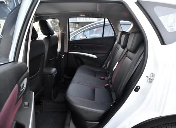 骁途 2017款 1.4T 自动四驱都市尊享型 车厢座椅   后排空间