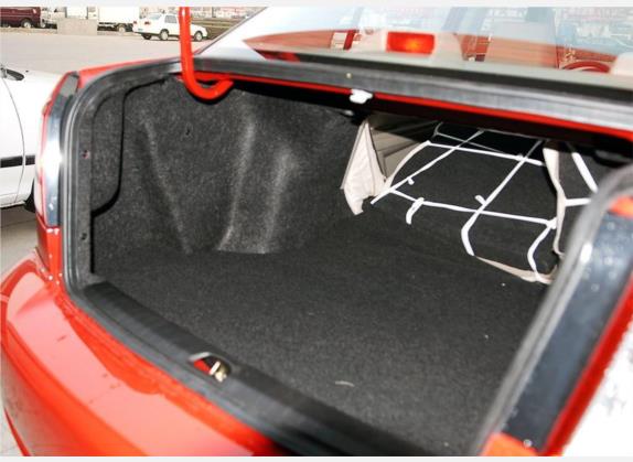 天语 SX4 2006款 三厢 1.6L 自动精英型 车厢座椅   后备厢