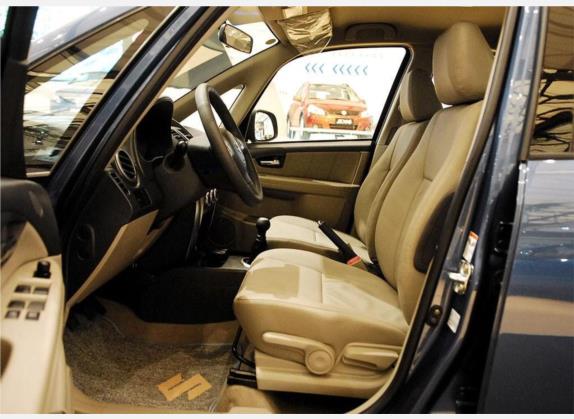 天语 SX4 2006款 三厢 1.6L 手动豪华型 车厢座椅   前排空间