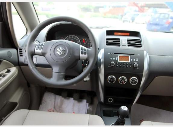 天语 SX4 2007款 两厢 1.6L 手动豪华型 中控类   驾驶位