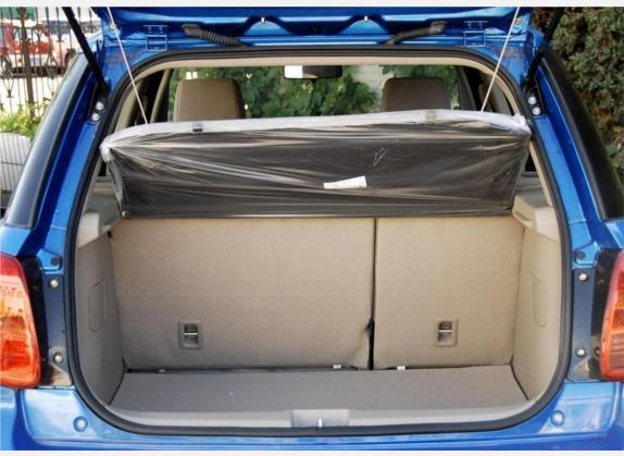 天语 SX4 2007款 两厢 1.6L 手动时尚天骄型 车厢座椅   后备厢