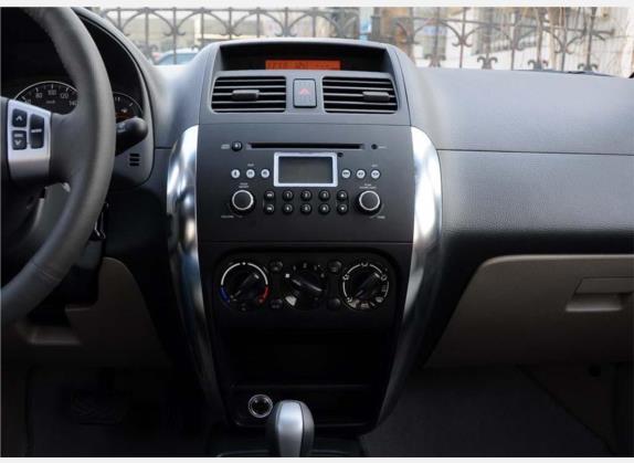 天语 SX4 2009款 三厢 1.6L 自动豪华型 中控类   中控台