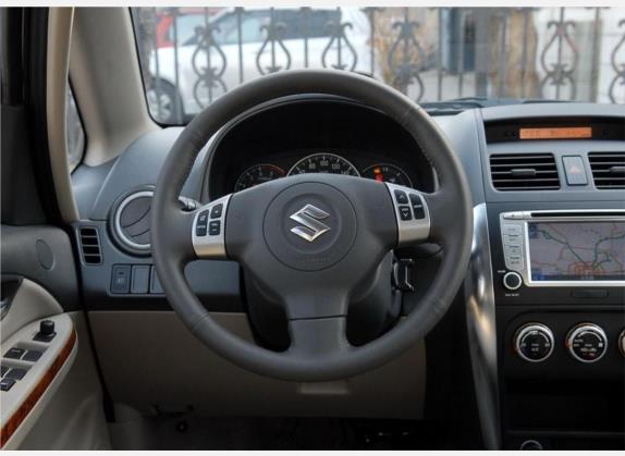 天语 SX4 2009款 三厢 1.8L 手动豪华型 中控类   驾驶位