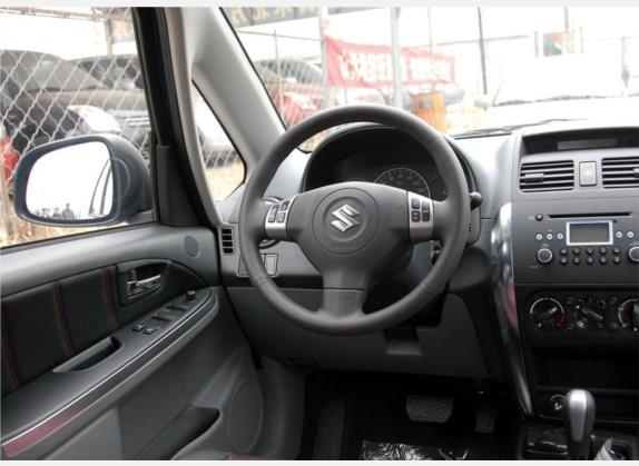 天语 SX4 2009款 两厢 1.6L 自动运动型 中控类   驾驶位