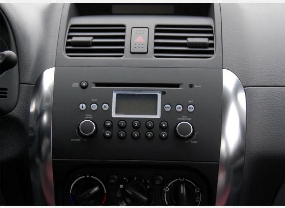 天语 SX4 2009款 两厢 1.6L 自动运动型 中控类   中控台