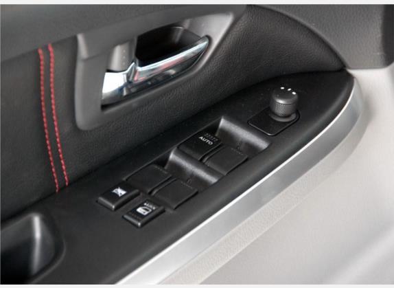 天语 SX4 2009款 两厢 1.6L 自动运动型 车厢座椅   门窗控制