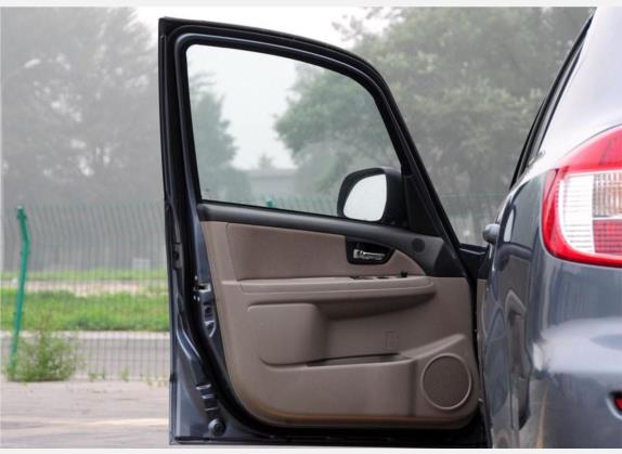 天语 SX4 2010款 三厢 1.6L 手动超值型 车厢座椅   前门板