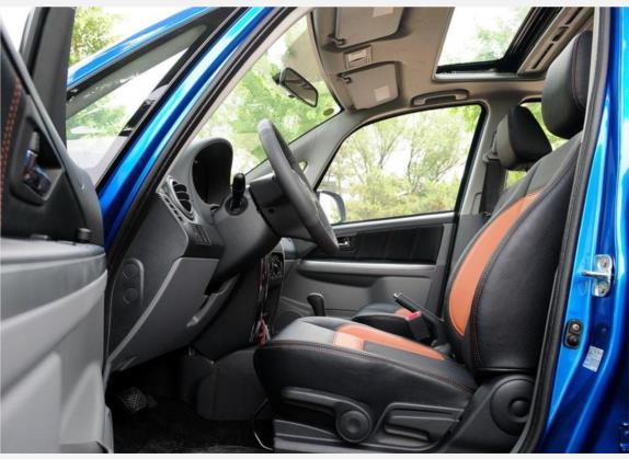 天语 SX4 2010款 两厢 1.6L 自动冠军限量版 车厢座椅   前排空间