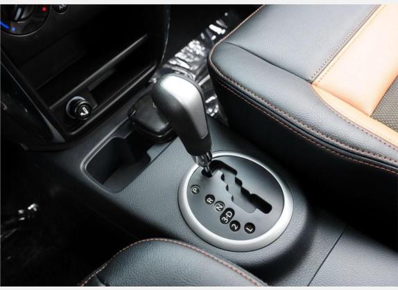 天语 SX4 2010款 两厢 1.6L 自动冠军限量版 中控类   挡把
